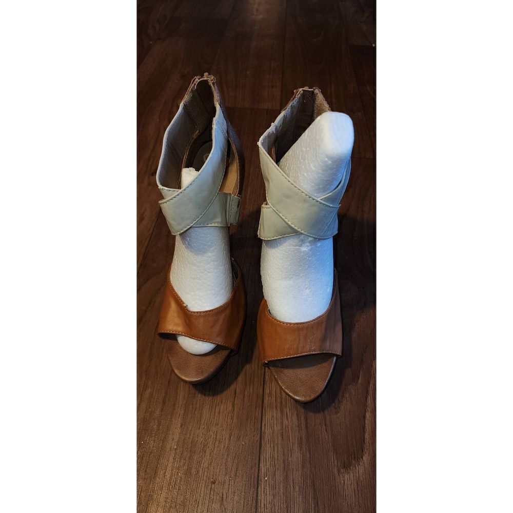 Promiscuous Noperson Heels  - Picture 4 of 7